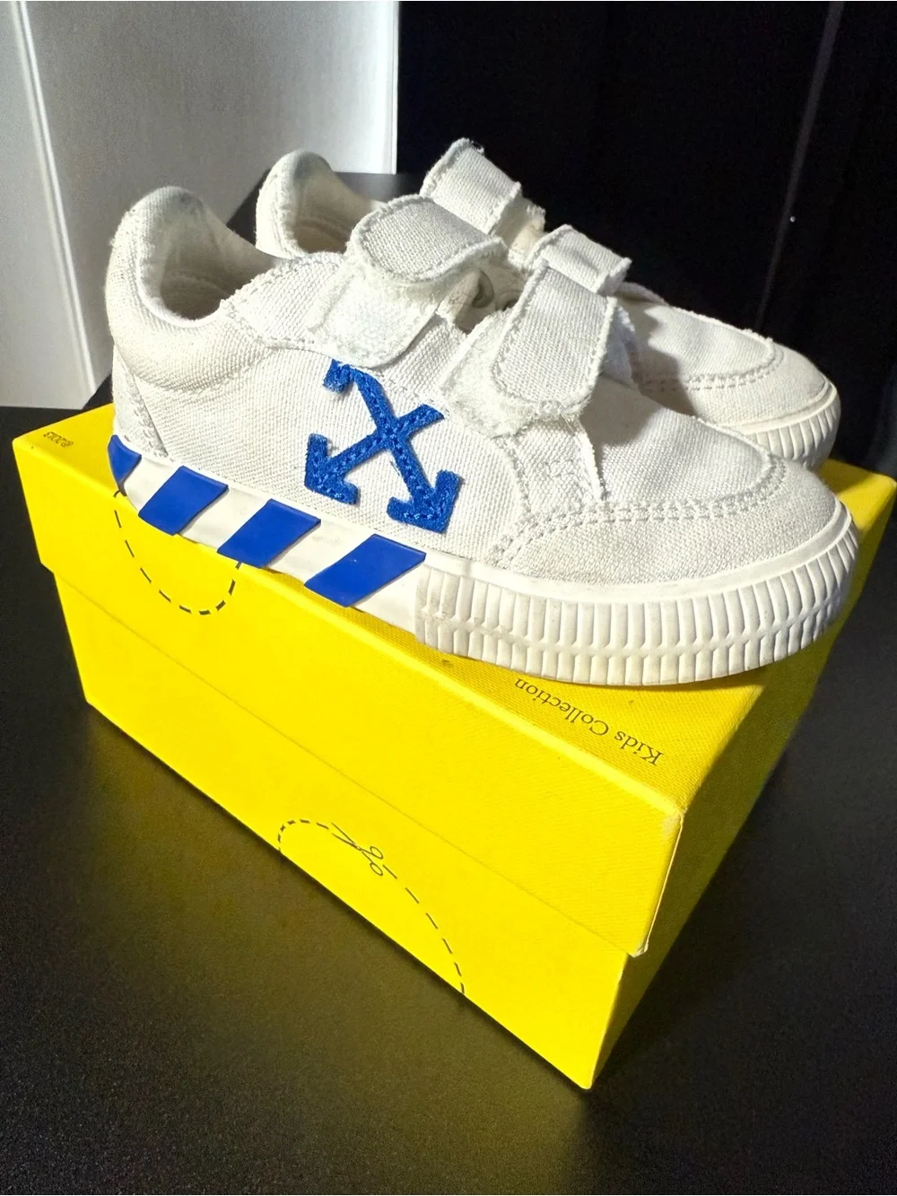 Off-White Kids Canvas Velcro Sneakers with Blue Star
